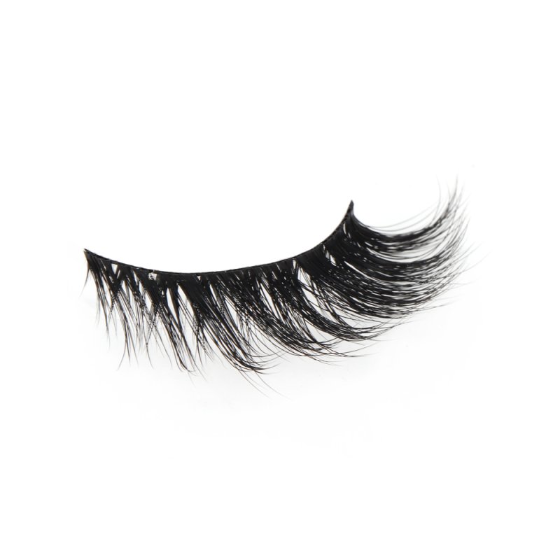 dramatic fox style lashes